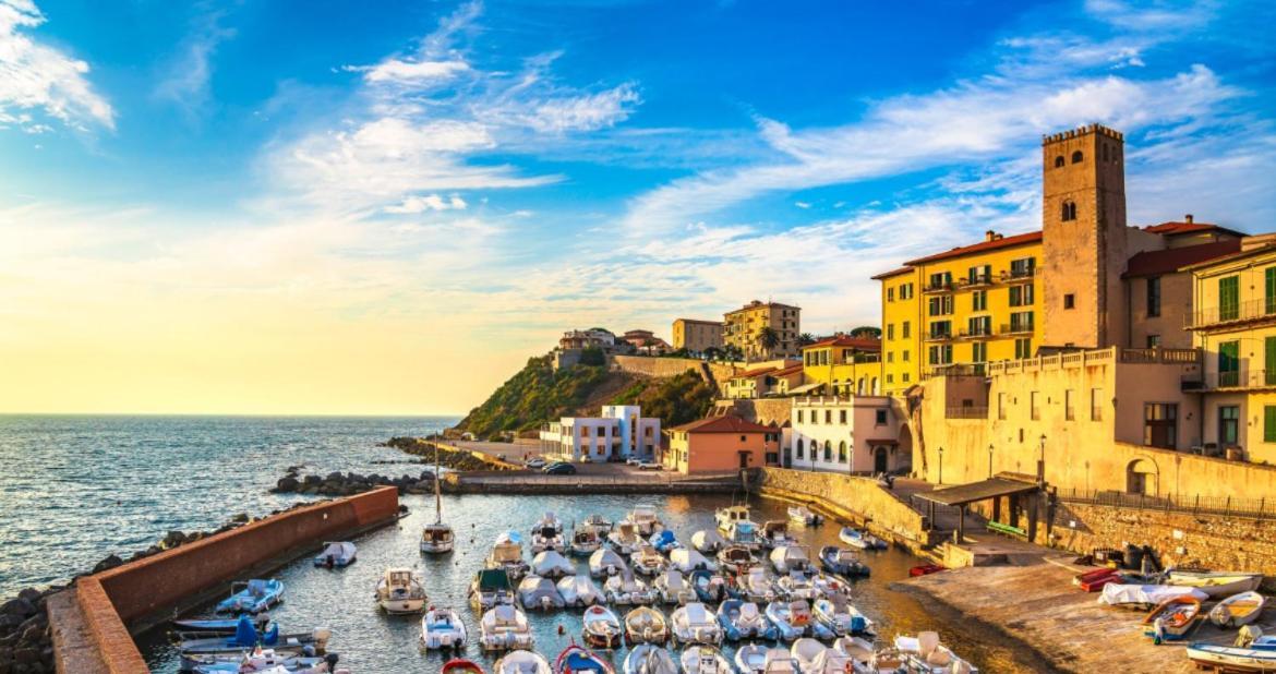 Luxury Apartment Centro Storico Piombino Eksteriør billede